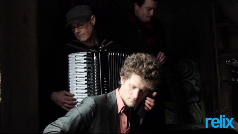 relix James Apollo 5